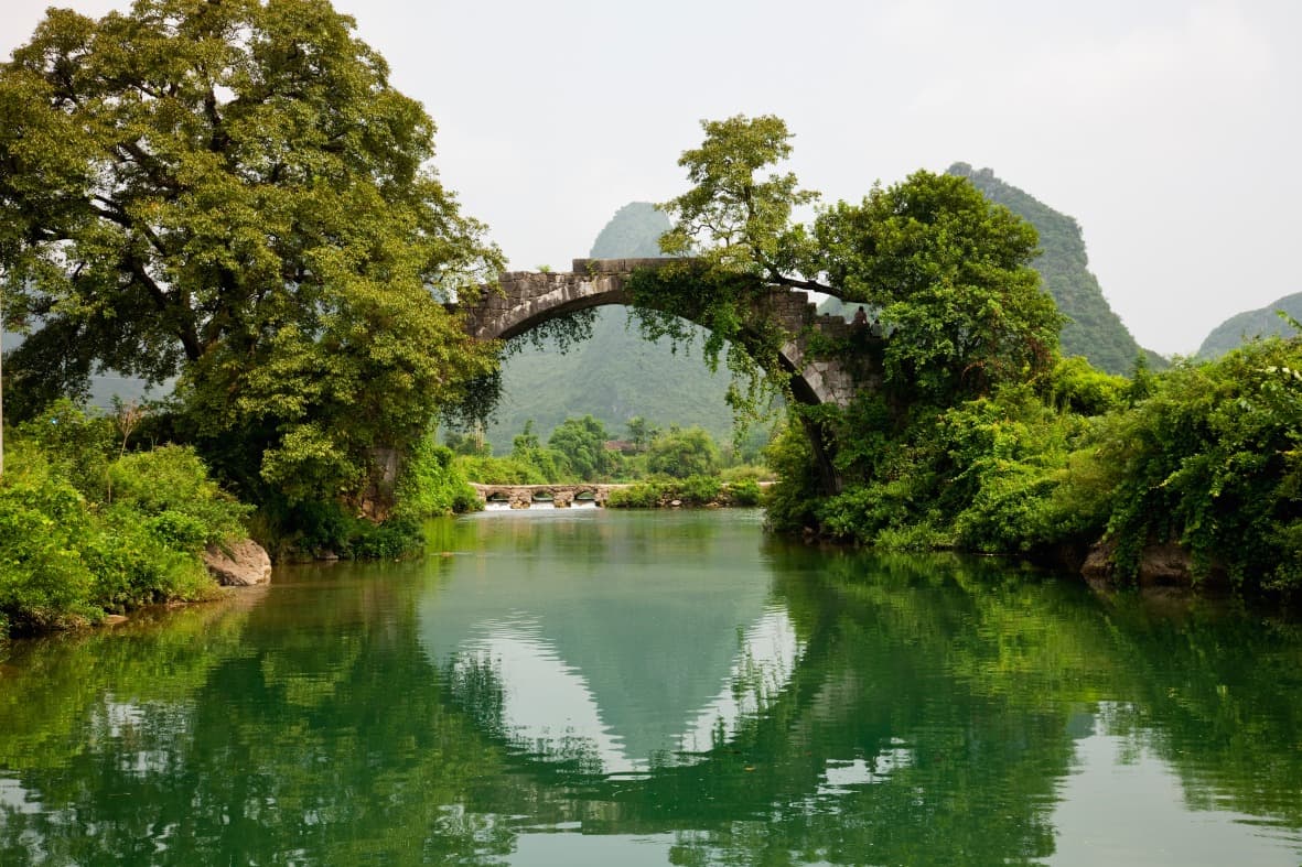 Yangshuo e Moon Hill